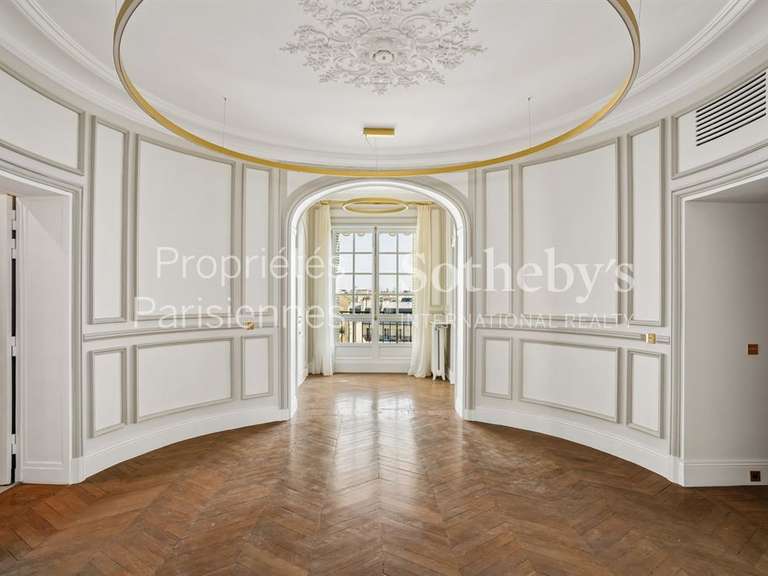 Appartement Paris 16e - 6 chambres - 311m²