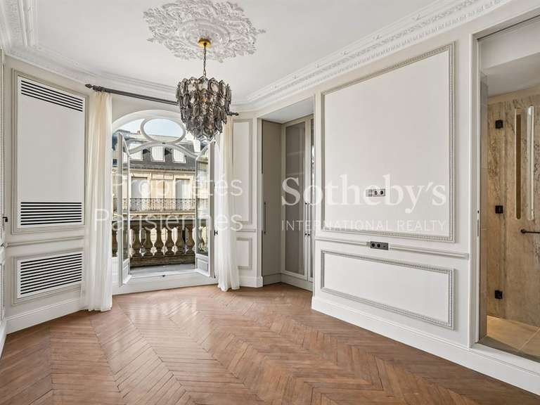 Appartement Paris 16e - 6 chambres - 311m²