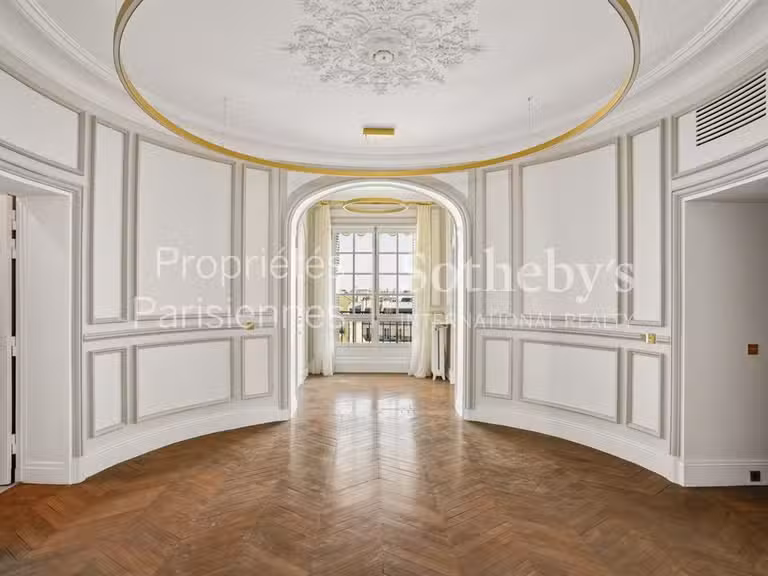 Appartement Paris 16e - 6 chambres - 311m²