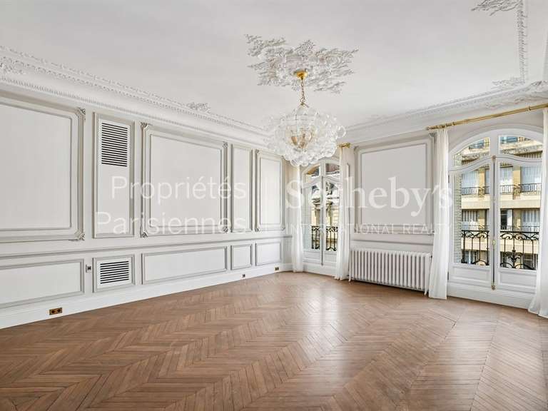Appartement Paris 16e - 6 chambres - 311m²