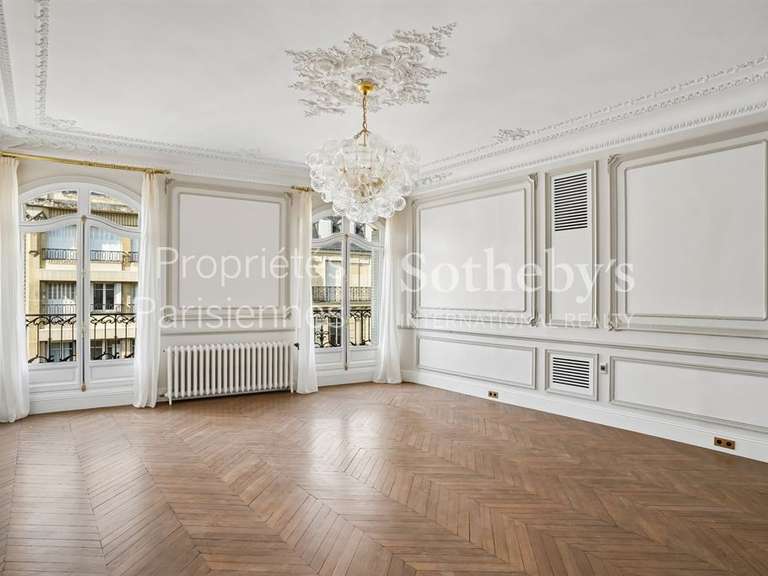 Appartement Paris 16e - 6 chambres - 311m²