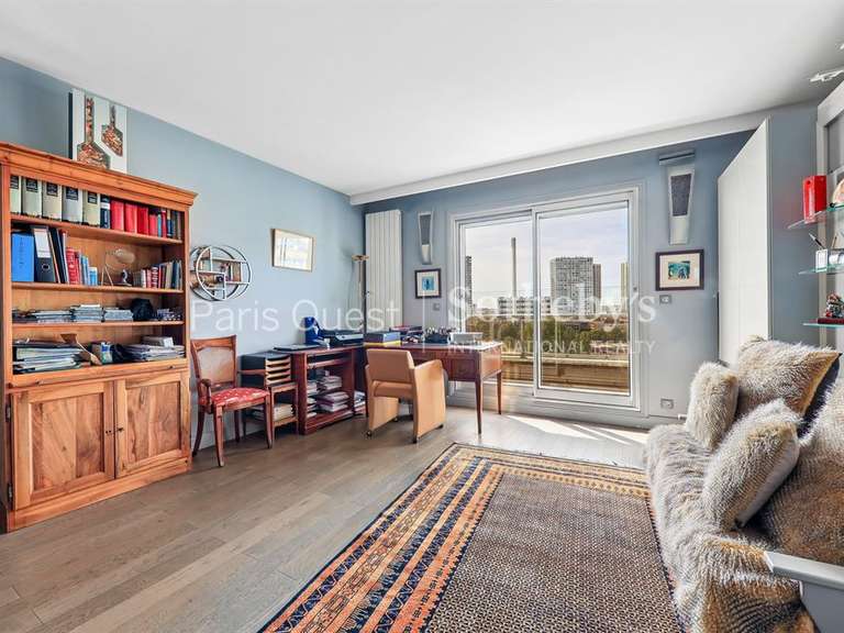Apartment Paris 16e - 2 bedrooms - 145m²