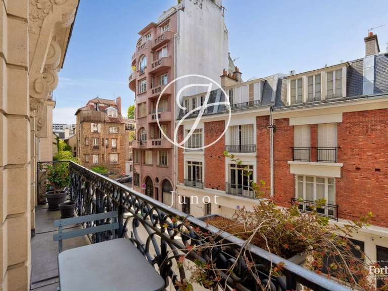 Appartement Paris 16e - 2 chambres - 91m²