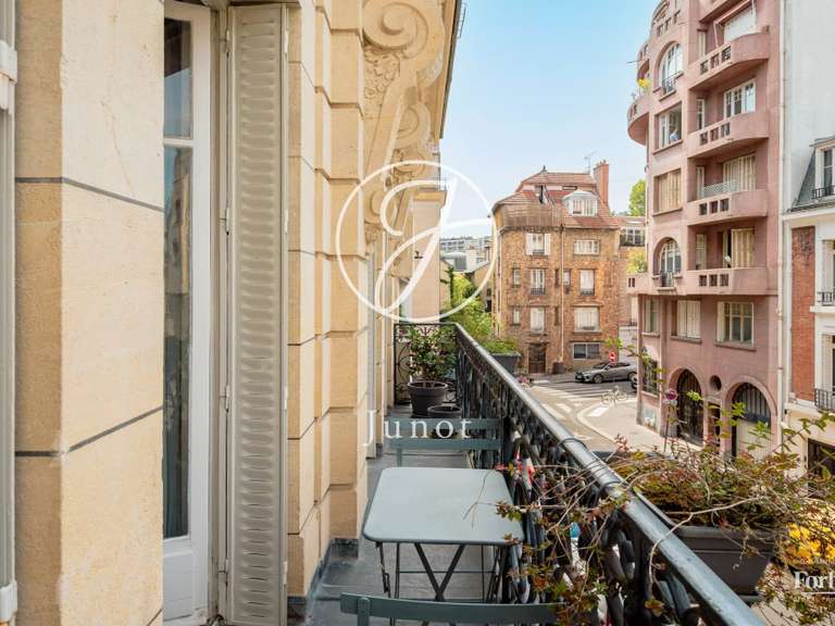 Appartement Paris 16e - 2 chambres - 91m²
