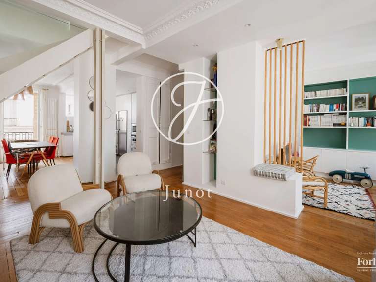 Appartement Paris 16e - 3 chambres - 137m²