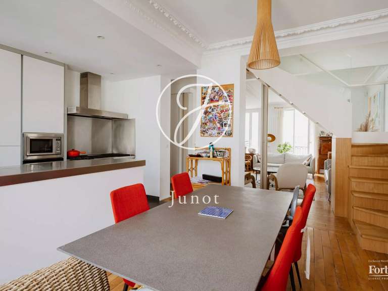 Appartement Paris 16e - 3 chambres - 137m²