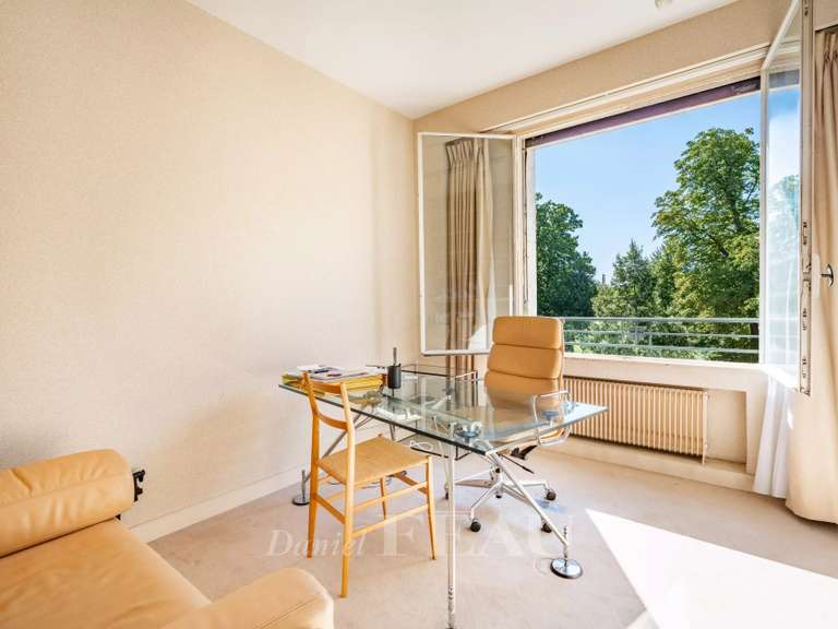 Appartement Paris 16e - 2 chambres - 86m²