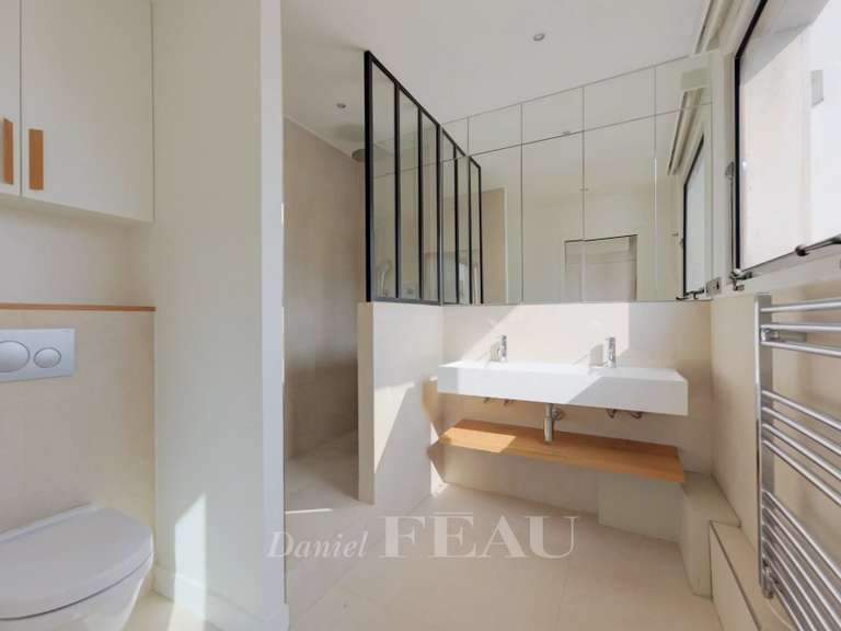 Appartement Paris 16e - 1 chambre - 64m²