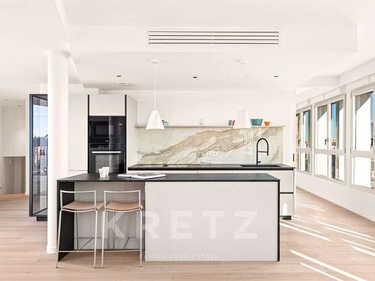 Appartement Paris 16e - 1 chambre - 112m²