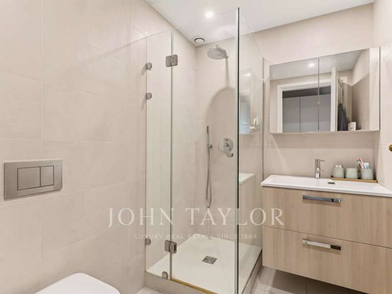 Appartement Paris 16e - 4 chambres