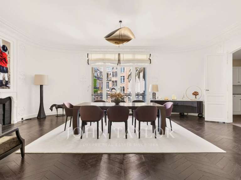 Appartement Paris 16e - 4 chambres