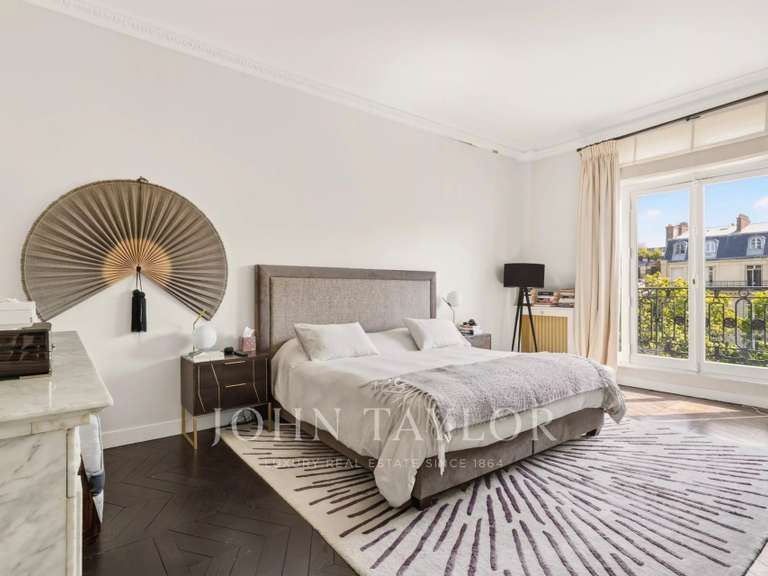 Appartement Paris 16e - 4 chambres