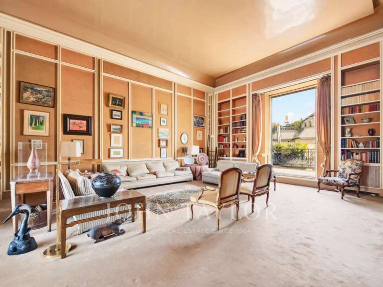 Appartement Paris 16e - 5 chambres - 330m²