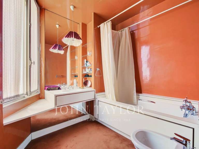 Appartement Paris 16e - 5 chambres - 330m²