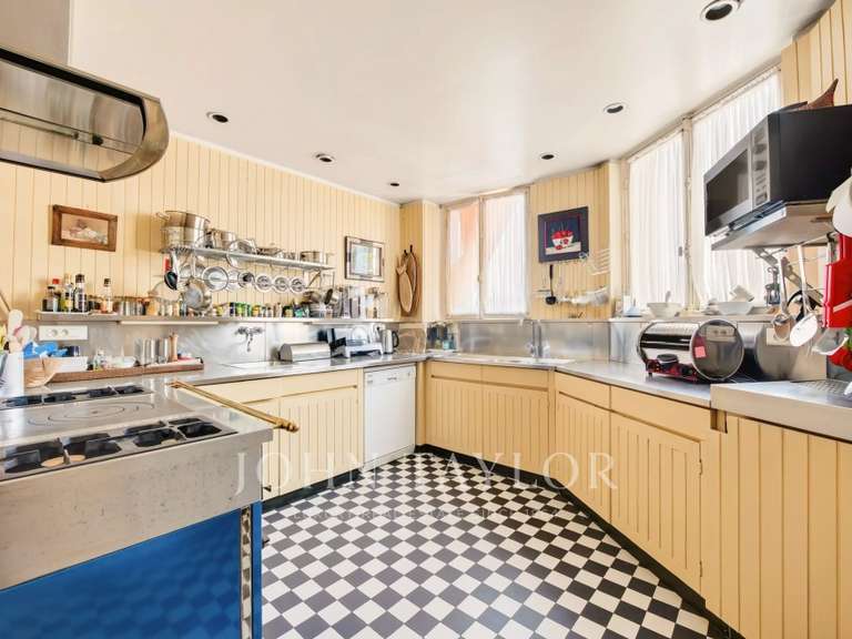 Appartement Paris 16e - 5 chambres - 330m²