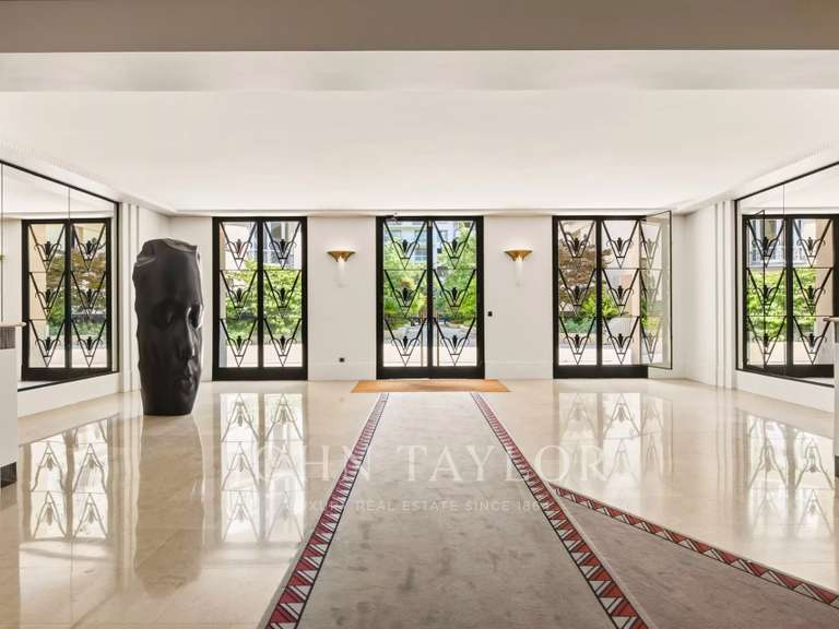Apartment Paris 16e - 5 bedrooms - 330m²
