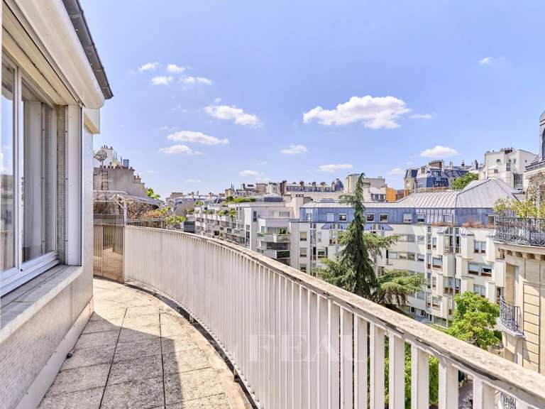 Appartement Paris 16e - 1 chambre - 61m²
