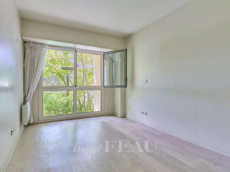 Appartement Paris 16e - 2 chambres - 113m²