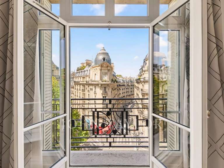 Appartement Paris 16e - 4 chambres - 280m²