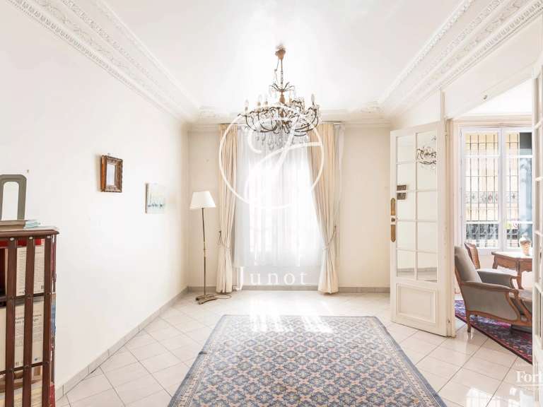 Appartement Paris 16e - 2 chambres - 92m²
