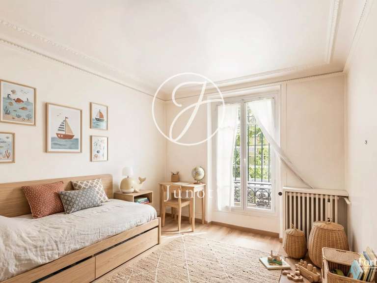 Appartement Paris 16e - 2 chambres - 92m²