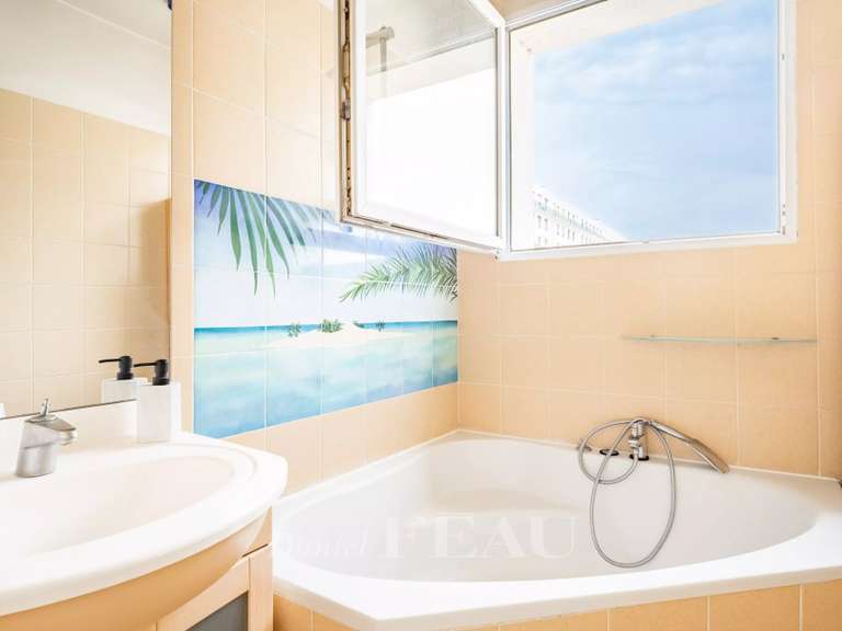 Appartement Paris 16e - 2 chambres - 61m²