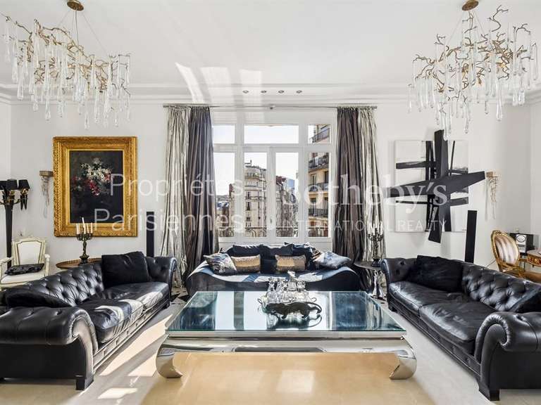 Appartement Paris 16e - 4 chambres - 200m²