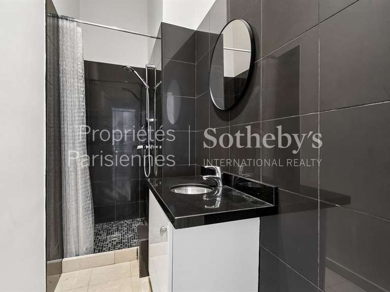 Appartement Paris 16e - 4 chambres - 200m²