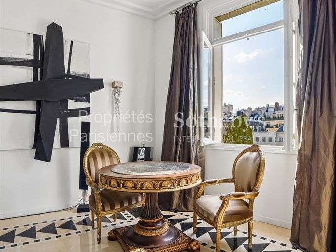 Appartement Paris 16e - 4 chambres - 200m²