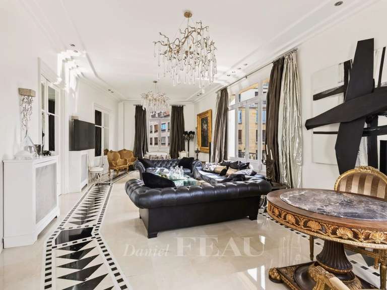 Appartement Paris 16e - 3 chambres - 237m²