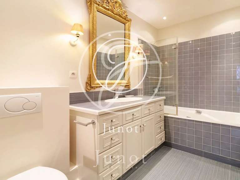 Apartment Paris 16e - 2 bedrooms - 86m²