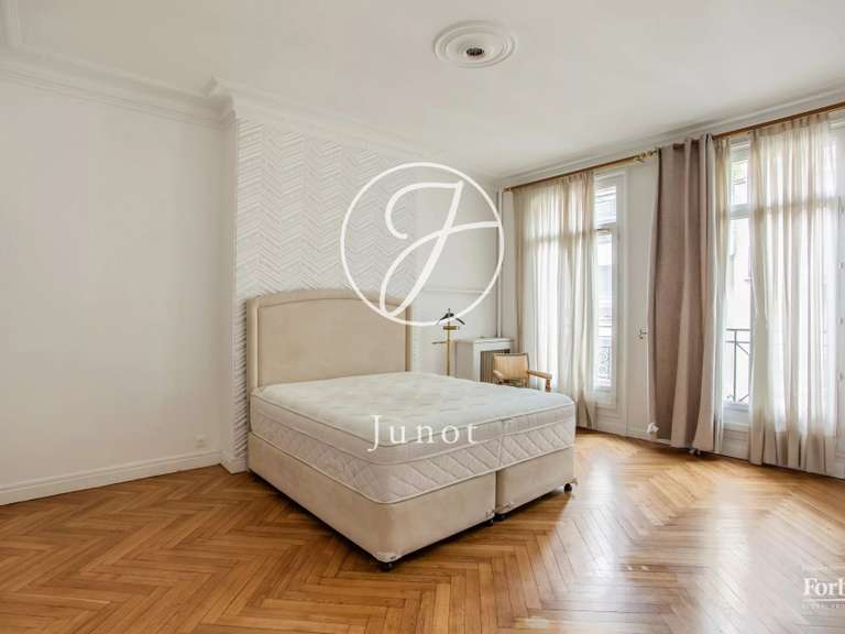 Appartement Paris 16e - 5 chambres - 279m²