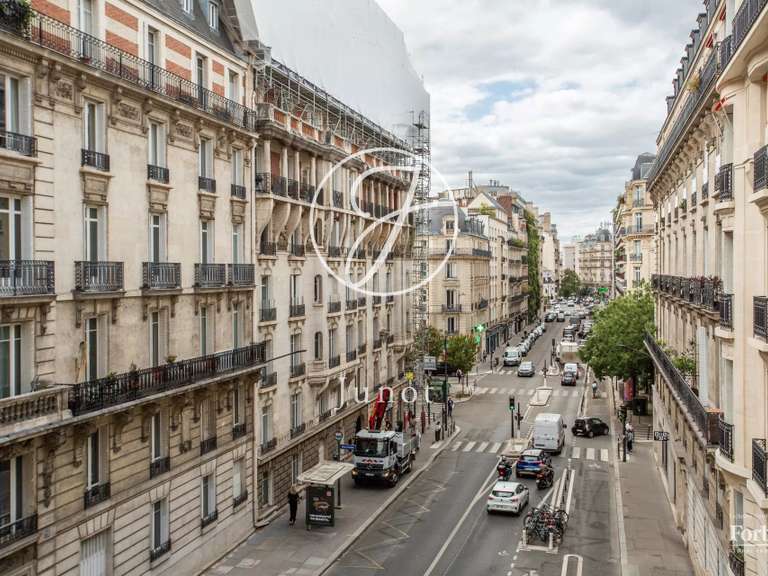 Appartement Paris 16e - 5 chambres - 279m²