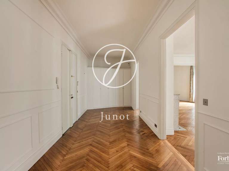 Appartement Paris 16e - 5 chambres - 279m²