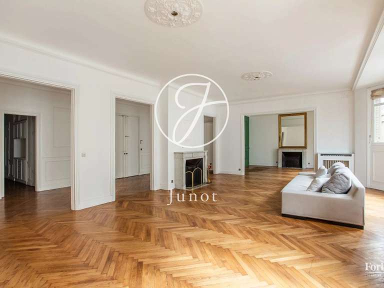 Appartement Paris 16e - 5 chambres - 279m²