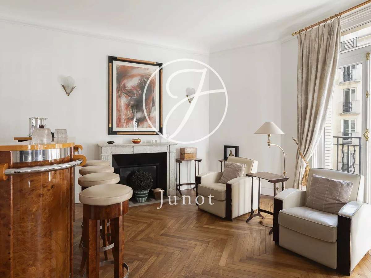 Apartment Paris 16e