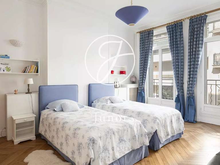 Apartment Paris 16e - 5 bedrooms - 279m²