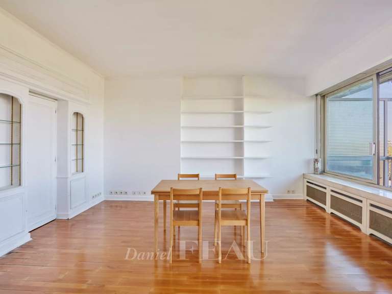 Appartement Paris 16e - 2 chambres - 84m²