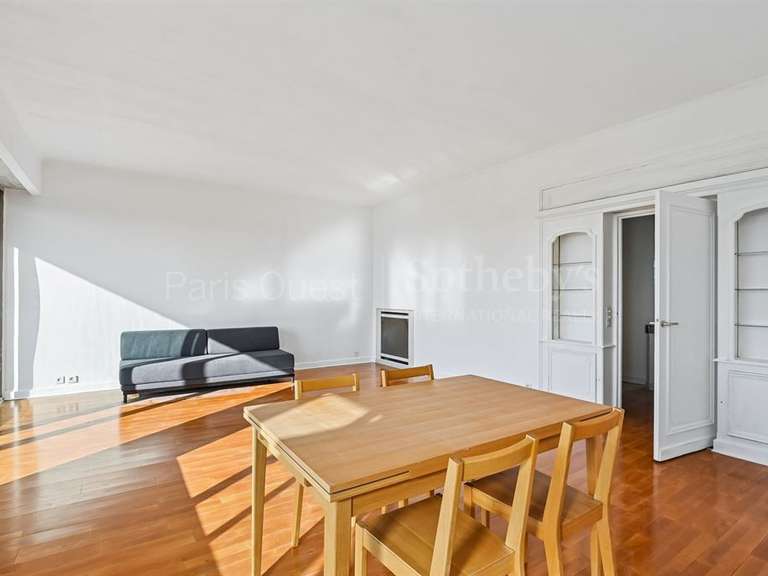 Appartement Paris 16e - 2 chambres - 85m²