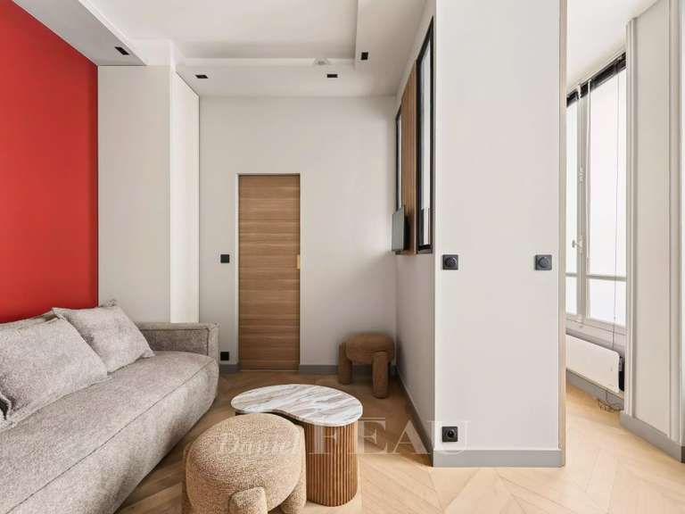 Appartement Paris 16e - 16m²
