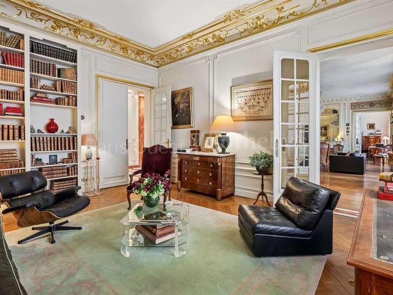 Appartement Paris 16e - 4 chambres - 254m²