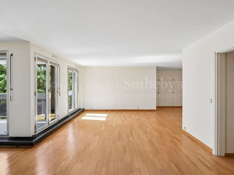 Appartement Paris 16e - 2 chambres - 80m²