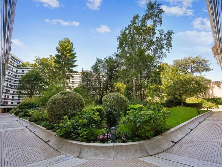 Appartement Paris 16e - 2 chambres - 80m²