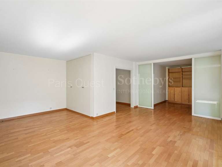 Appartement Paris 16e - 2 chambres - 80m²