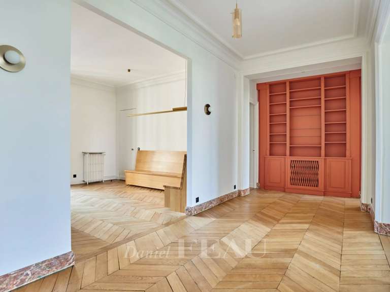 Apartment Paris 16e - 5 bedrooms - 220m²