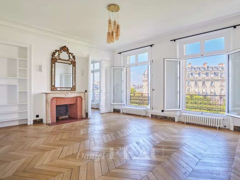 Apartment Paris 16e - 5 bedrooms - 220m²
