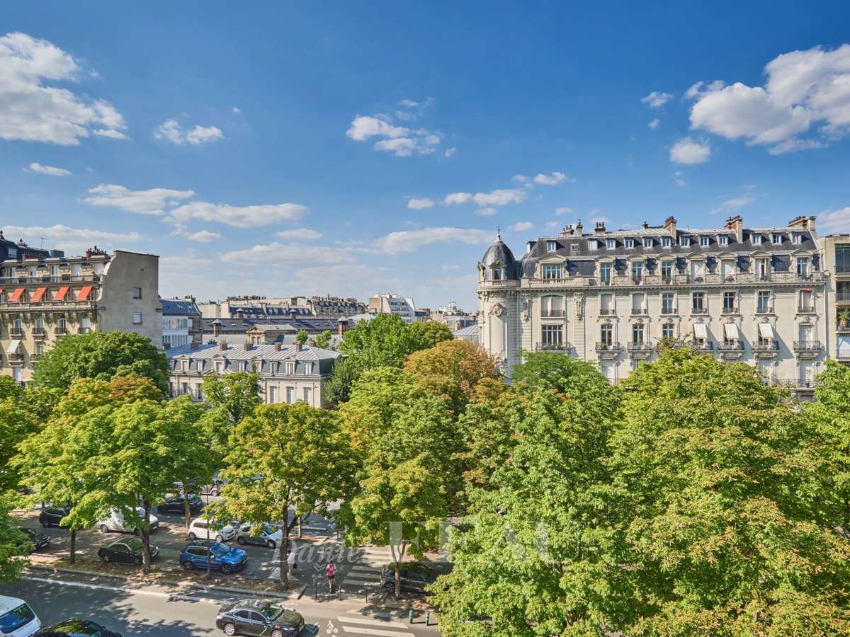 Apartment Paris 16e
