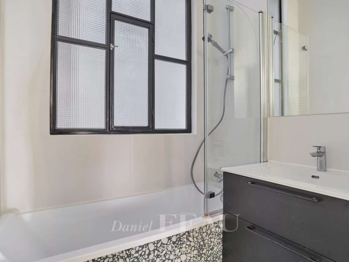 Apartment Paris 16e