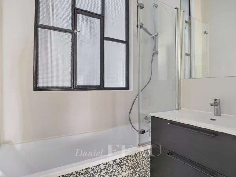 Apartment Paris 16e - 5 bedrooms - 220m²