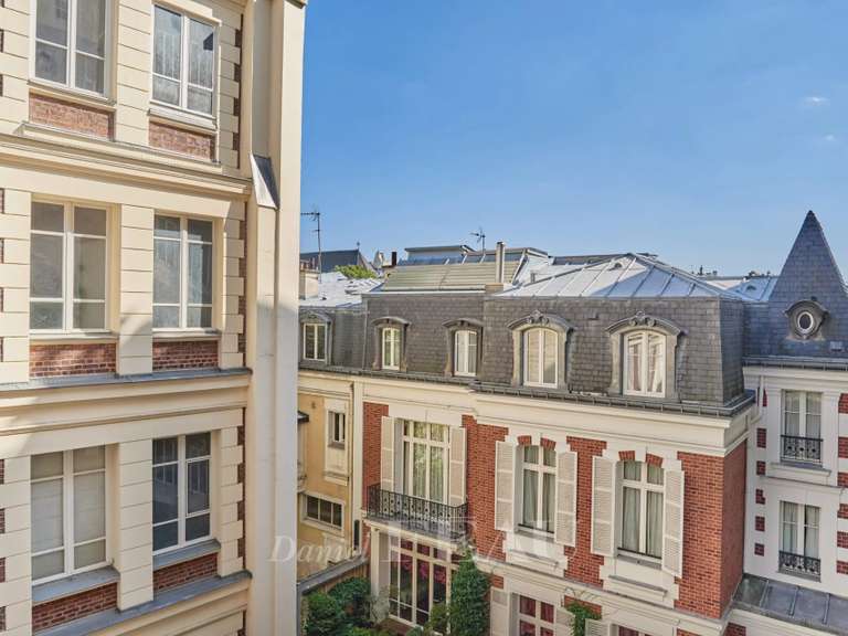 Apartment Paris 16e - 5 bedrooms - 220m²